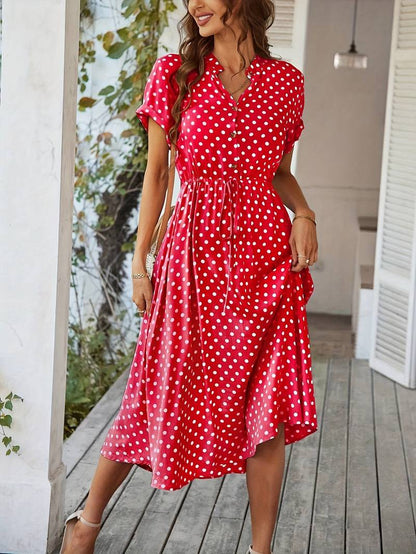 – a-linien-kleid mit polka-dot-print und v-ausschnitt