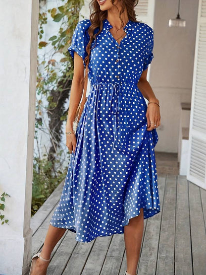 – a-linien-kleid mit polka-dot-print und v-ausschnitt